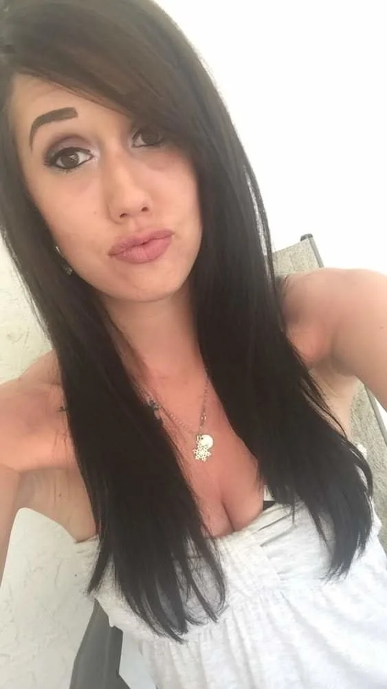Brittnee B image 5