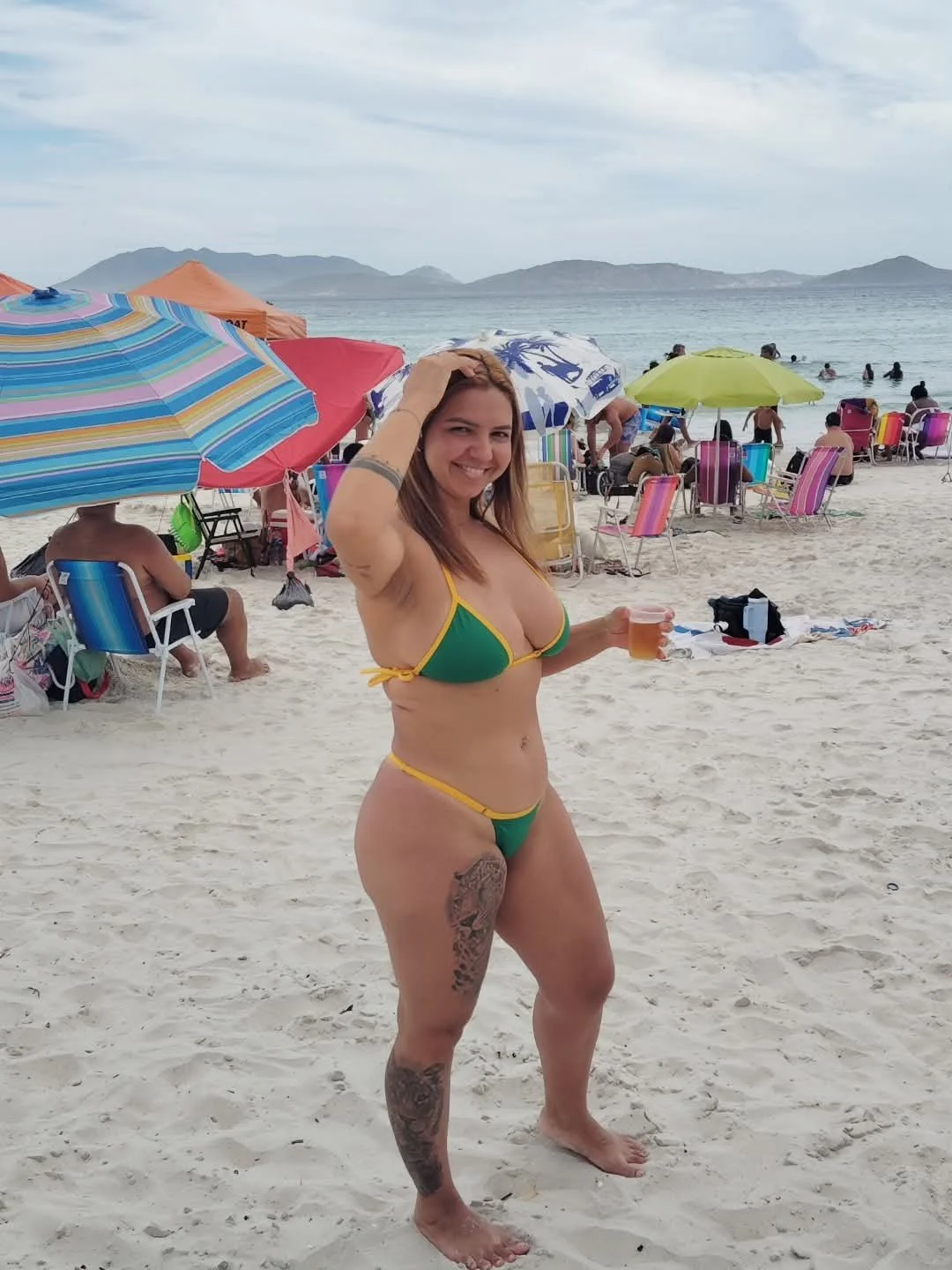 Putinha com carinha de safada image 19
