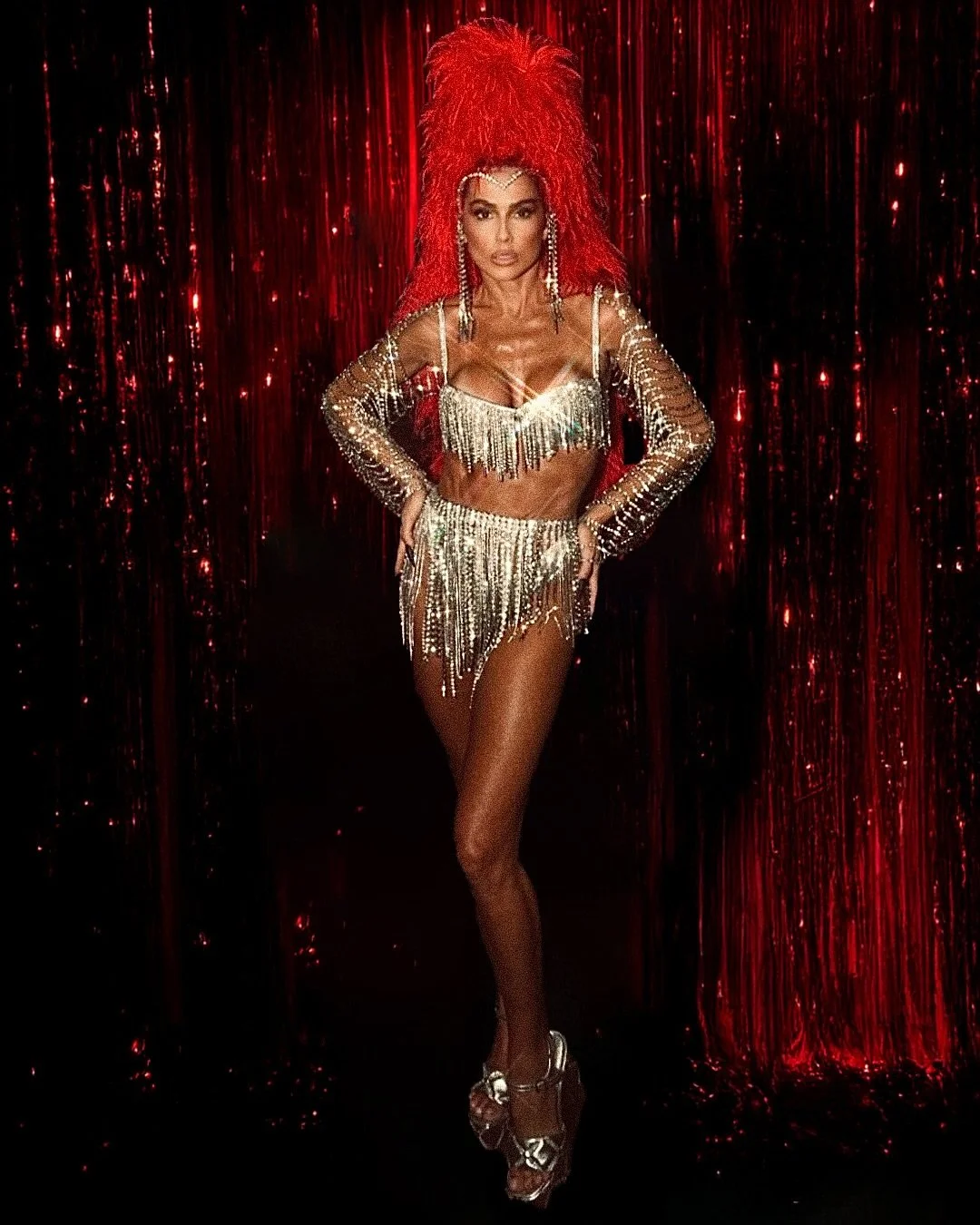 Deborah Secco 6 image 3