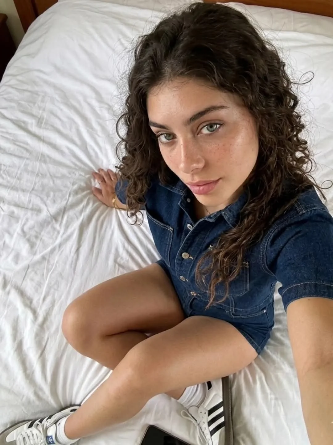CARITA LINDA image 1