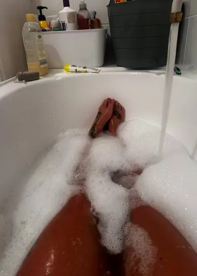 A little bubbly soak for tired feet cover image