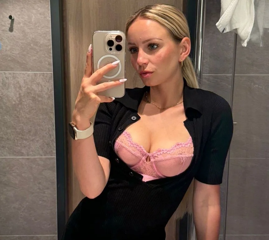 Blonde german babe sucks bwc like a pro main image