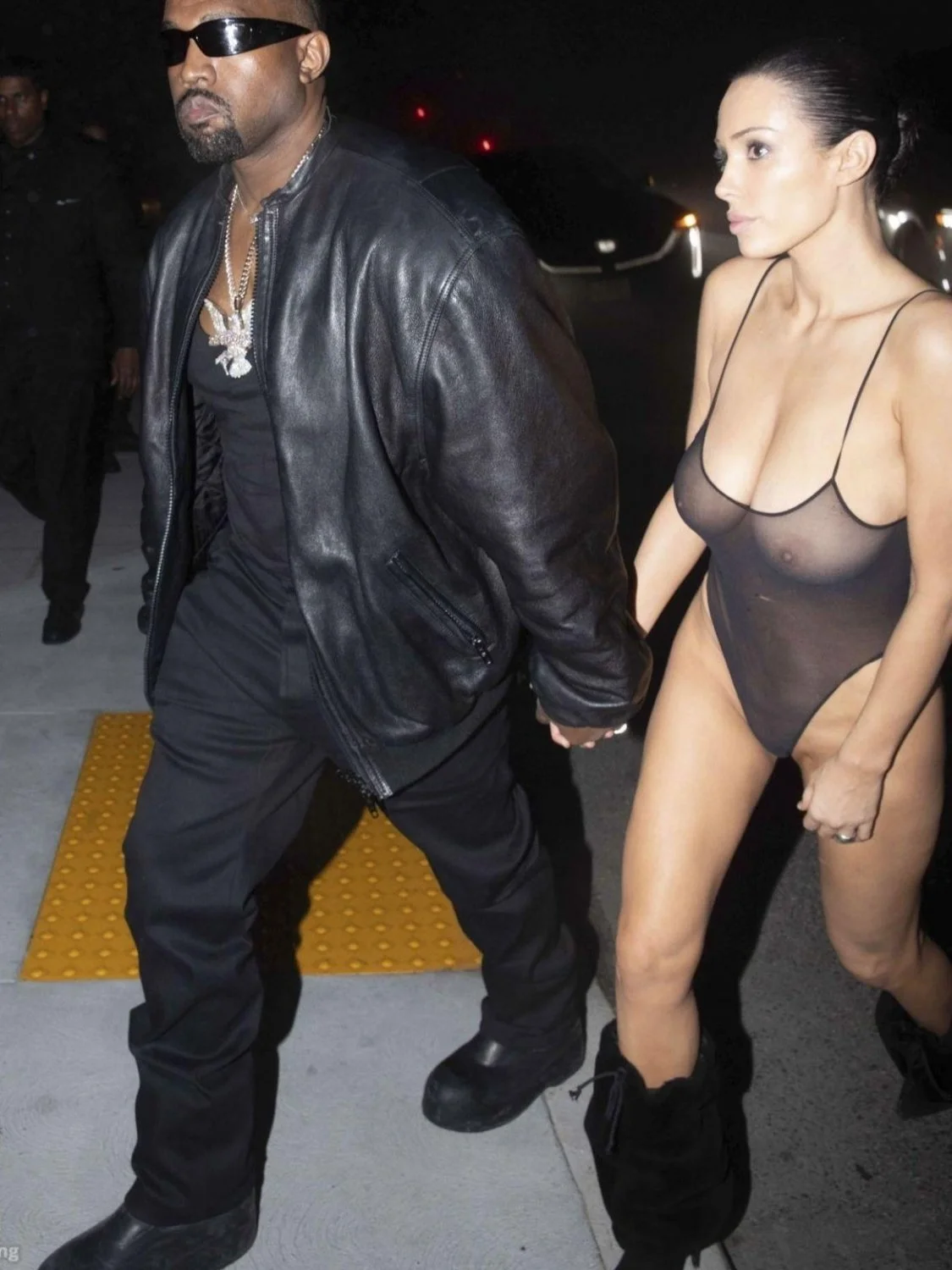 Bianca Censori Nipples See-Through (Kanye West Wife) image 10