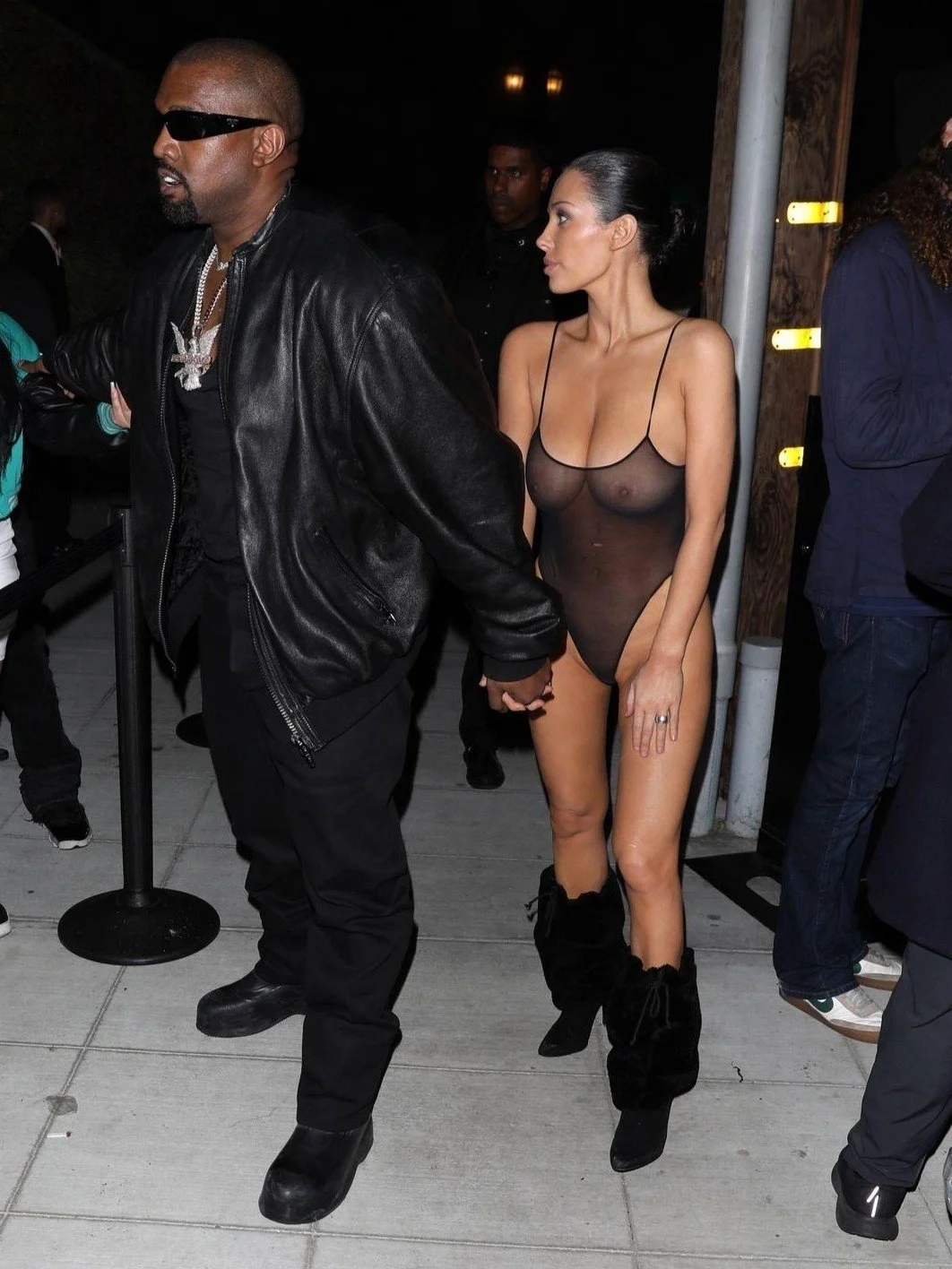 Bianca Censori Nipples See-Through (Kanye West Wife) image 21