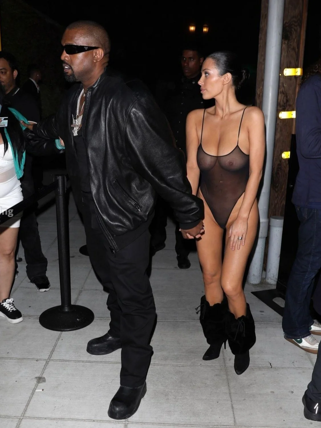 Bianca Censori Nipples See-Through (Kanye West Wife) image 22