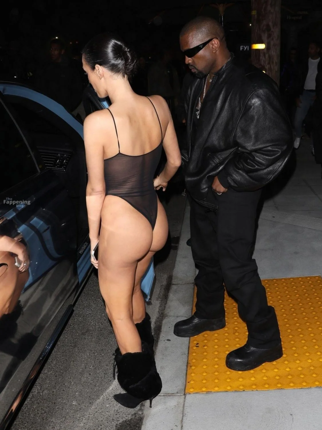 Bianca Censori Nipples See-Through (Kanye West Wife) image 49