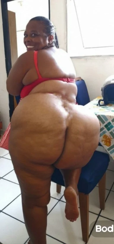 gorda rabuda do kawai/ Luciana bispo image 3