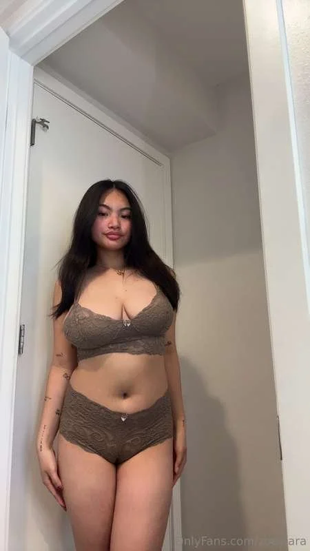 Zoeyyyyy zoeylara I love thick Asians fml image 12