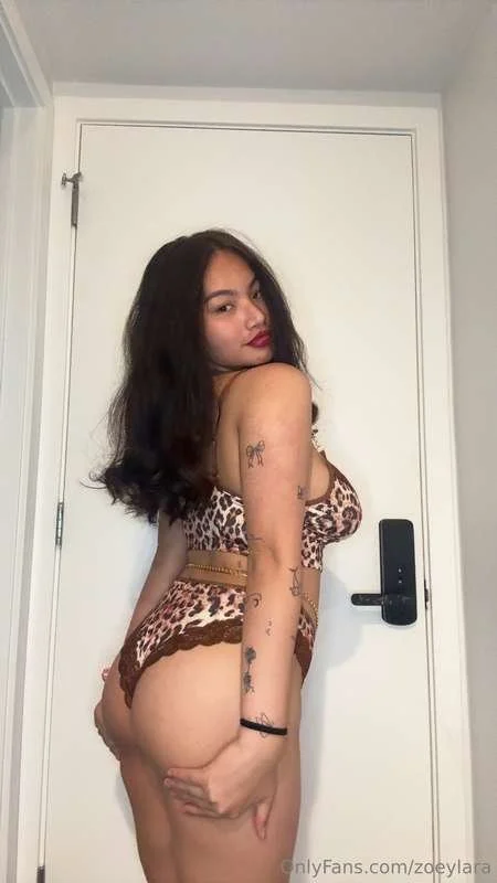 Zoeyyyyy zoeylara I love thick Asians fml image 9