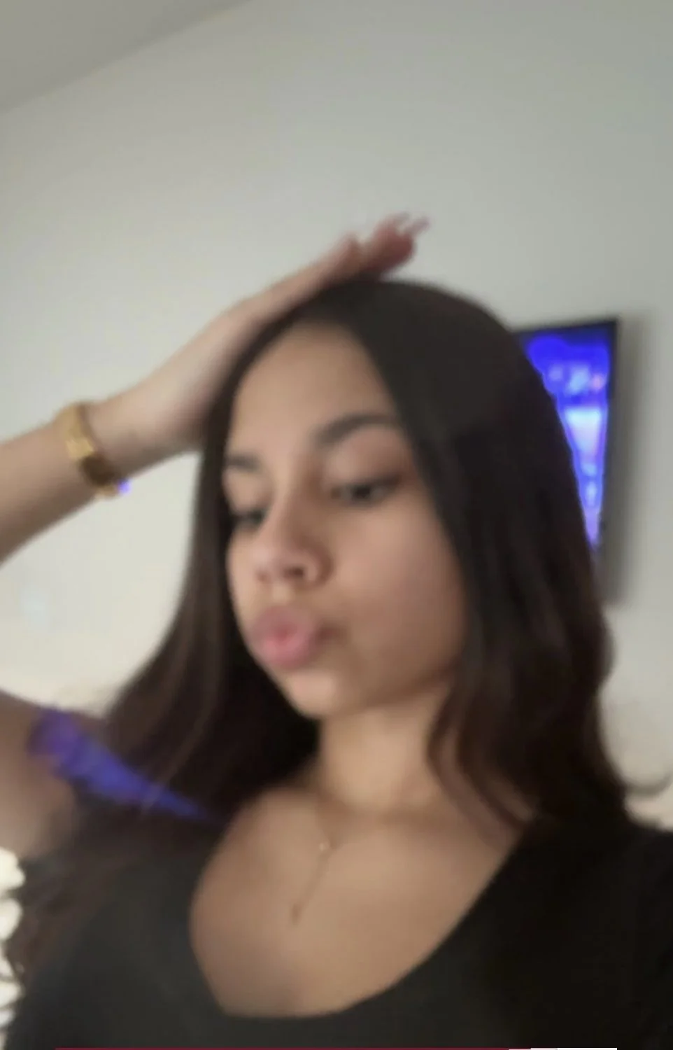 Trading and tribbing teen latina irls image 3