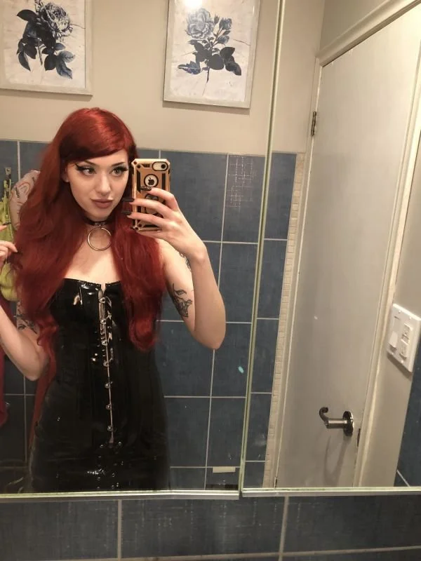 0F Dirty Webslut Daisy Hayes image 14