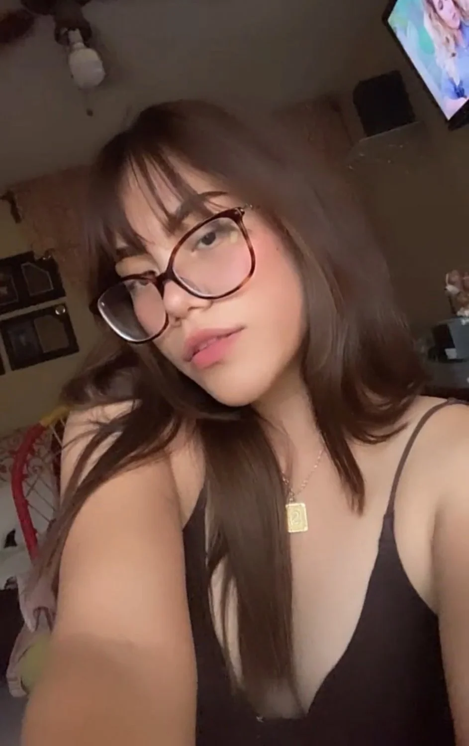 My cousin has such a fuckable body image 7