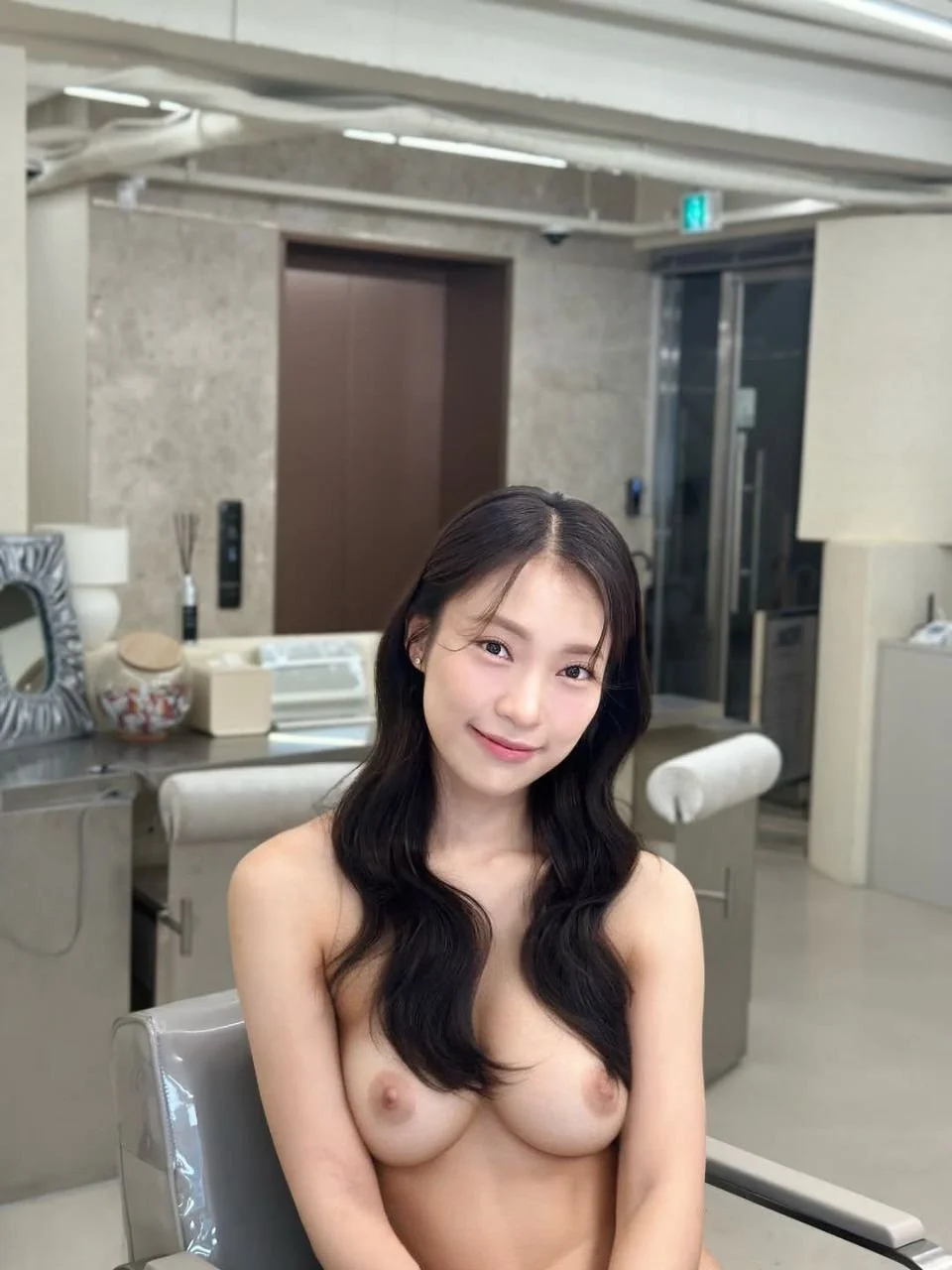 Chó cái Trần Khánh Vy image 23