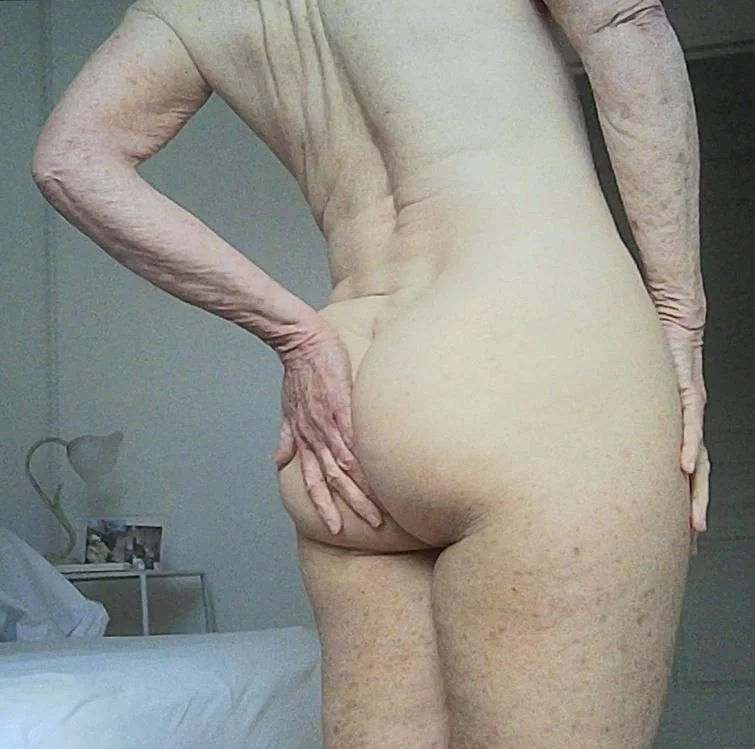 Latest unaware granny nurse Solange cheating (soft parts first) image 12