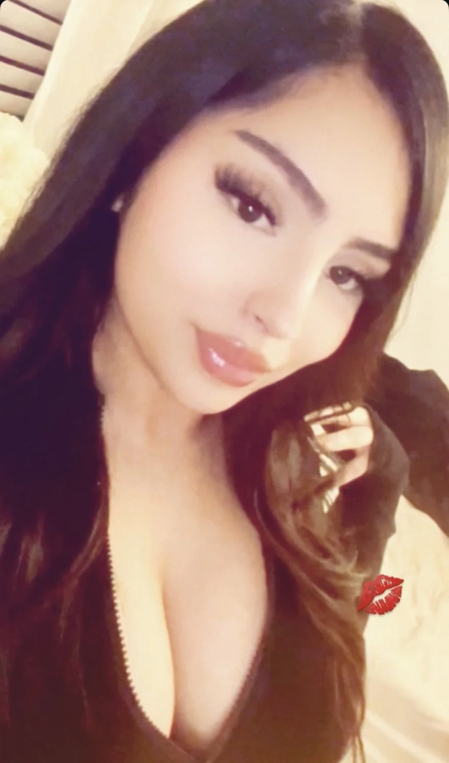 Latina big booty slut ig image 5