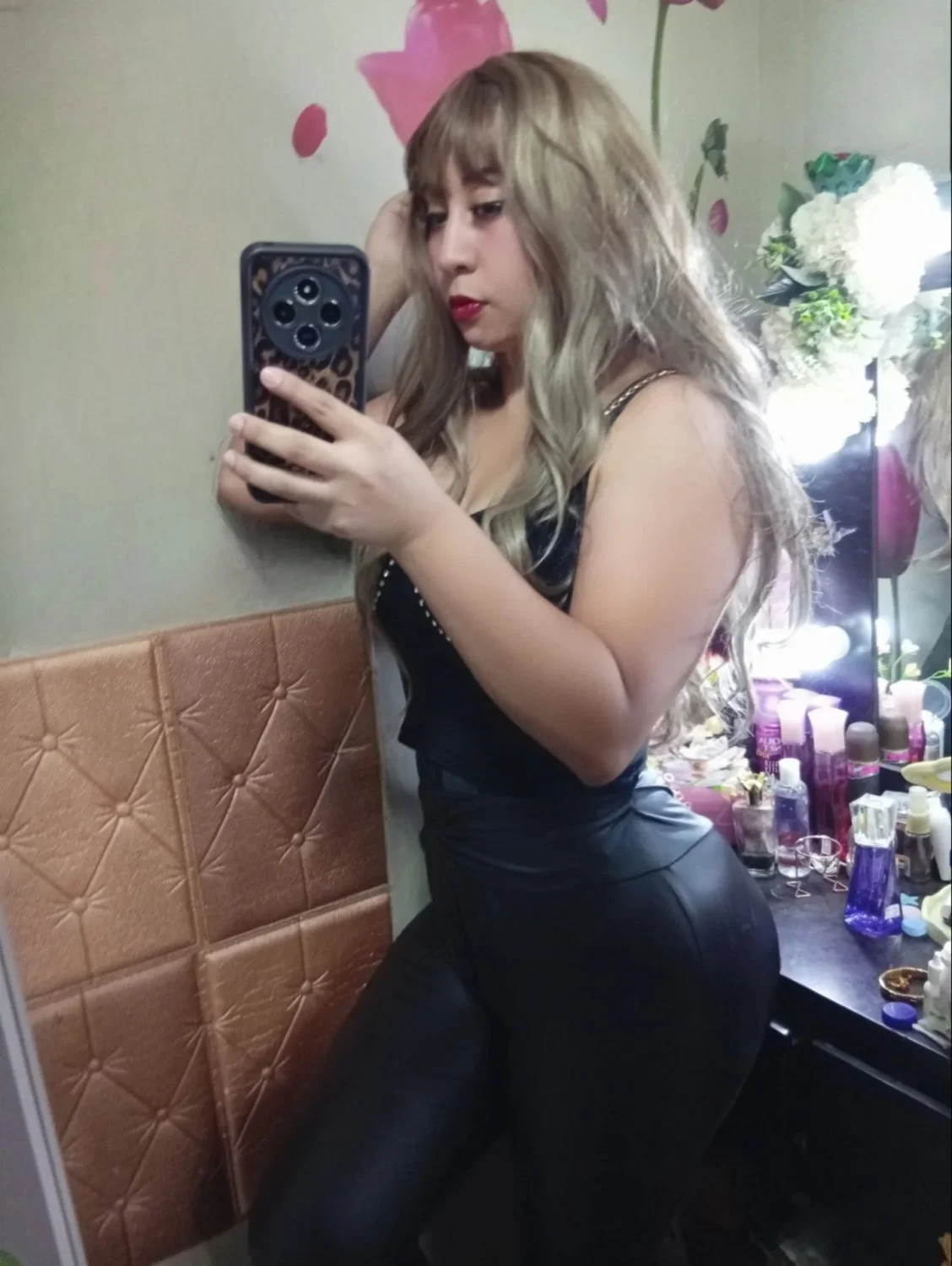 Girl Puta tiene un rico cuerpo muy sexy y rico culo y zorrita image 45