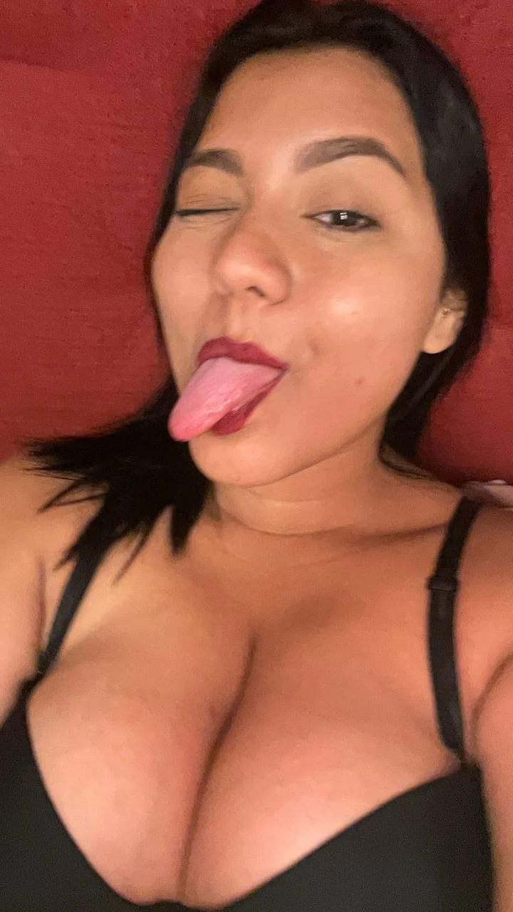 Gorda morena muy culona y tetona image 10