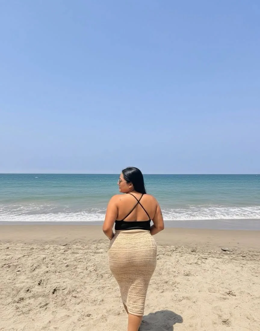 Gorda morena muy culona y tetona image 15