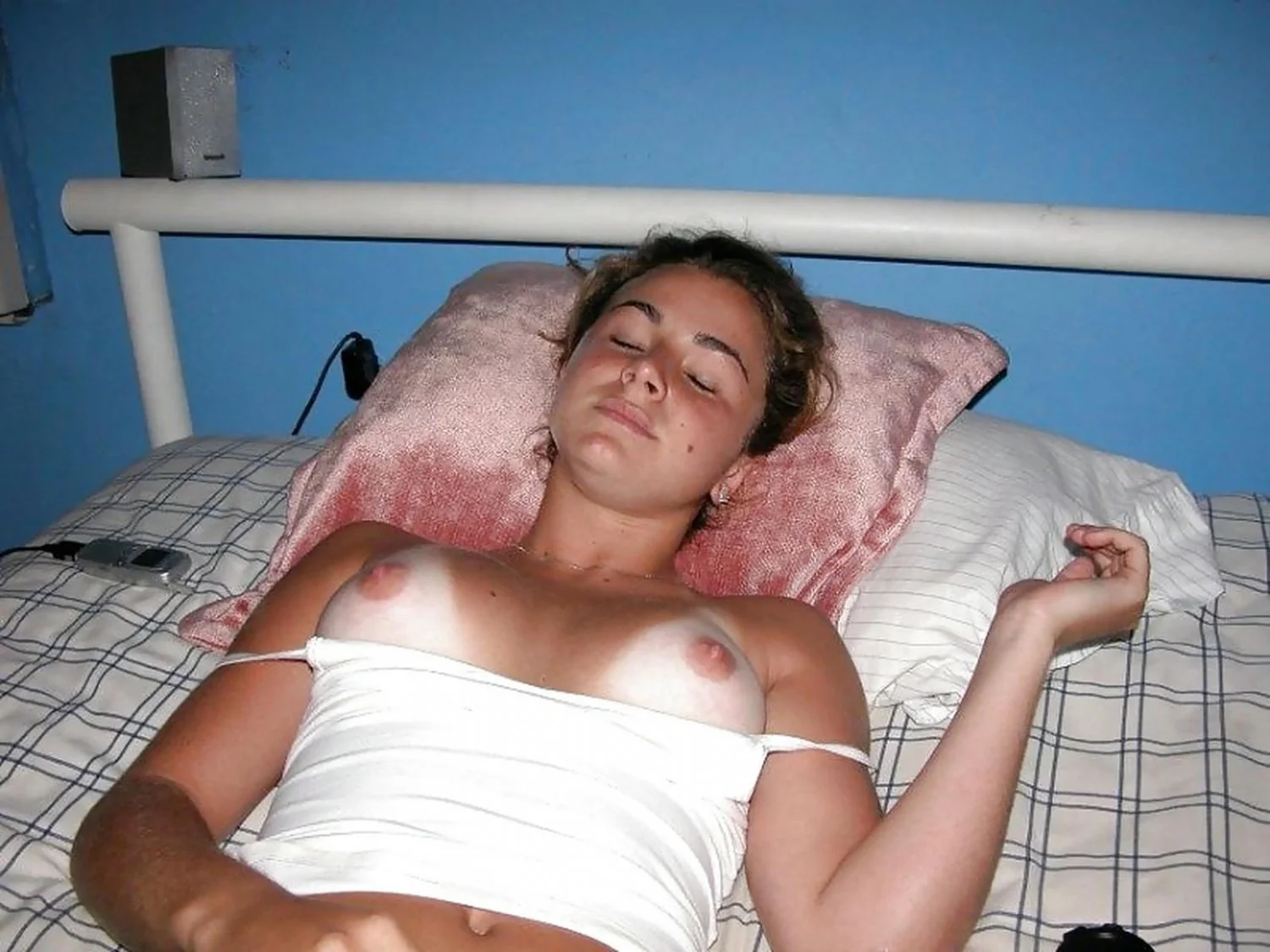 hot vacation woman image 8