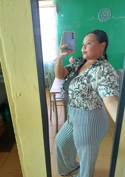 Que les parece la zorrita de anitha cuántas vergas.aguantara en un día completo cover image