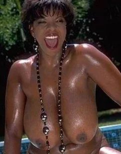 Scrumptious Mature Ebony Milf Big Boobs !!! image 3