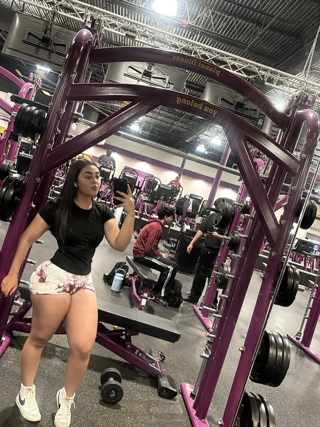 thick thigs image 5