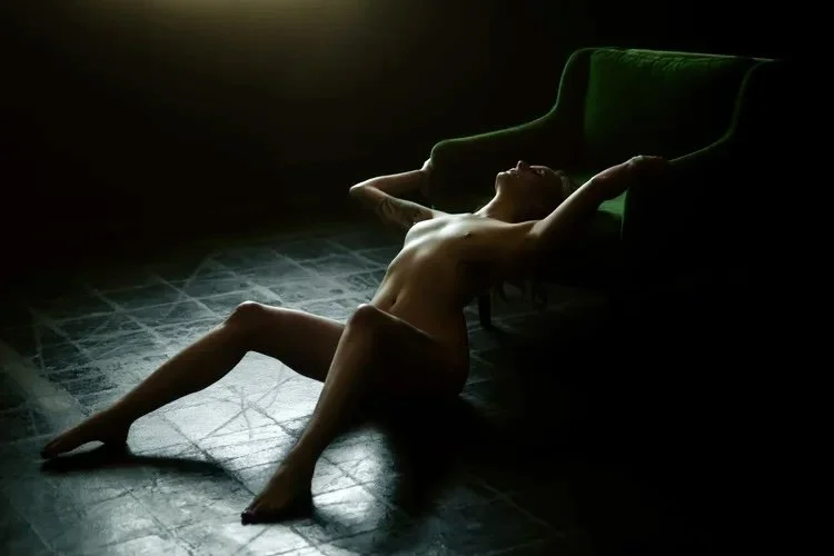 Boudoir image 11
