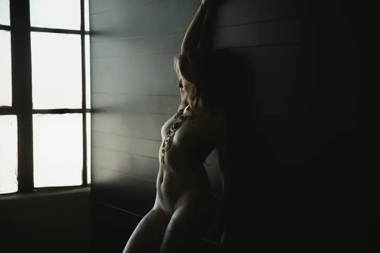 Boudoir image 13