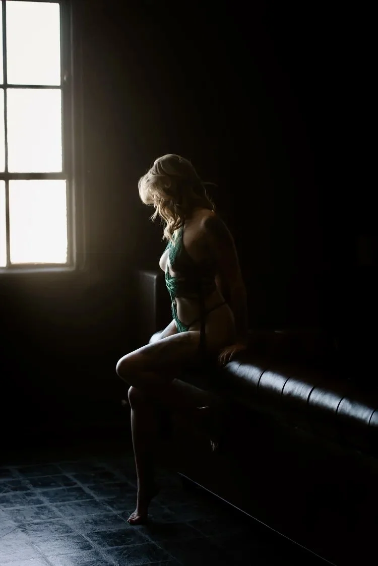 Boudoir image 24