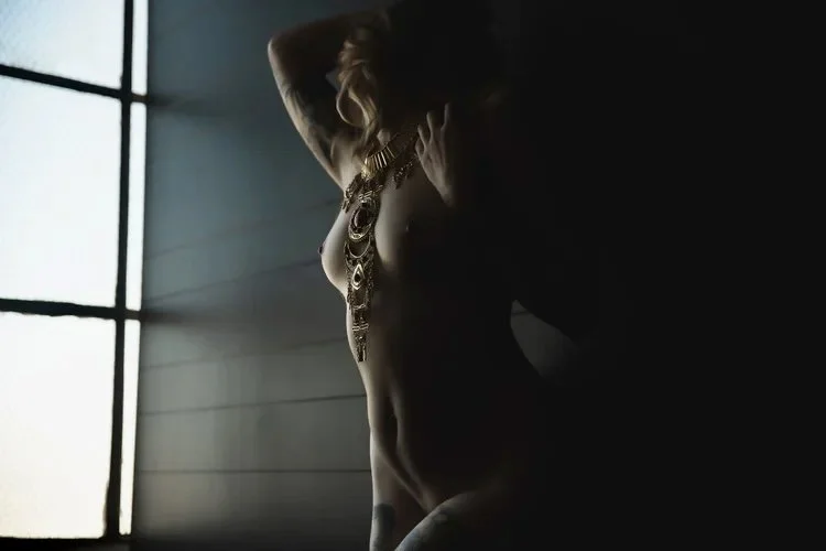 Boudoir image 6