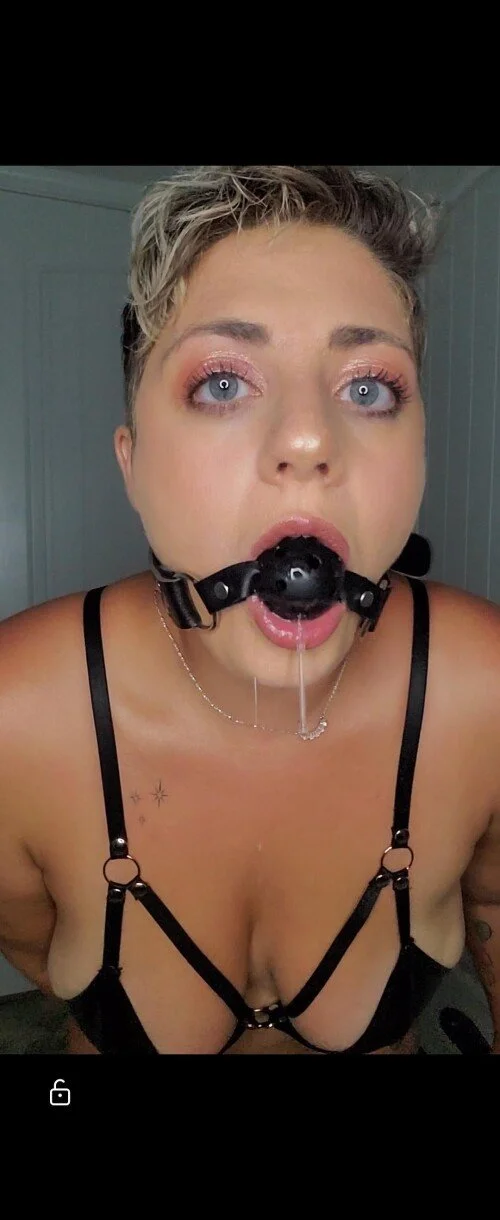 CallmeMiaG image 7