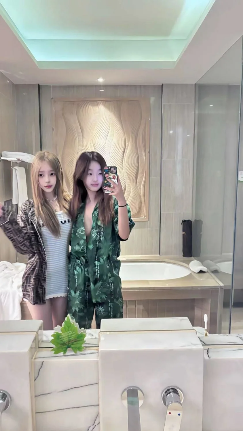 Petite SG XMM Slut pt.1 image 3