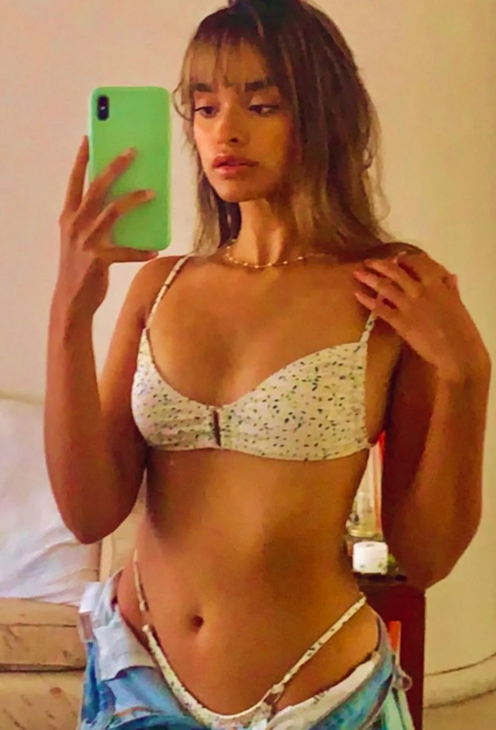 IRL Latina Teen Bop Nicole image 4