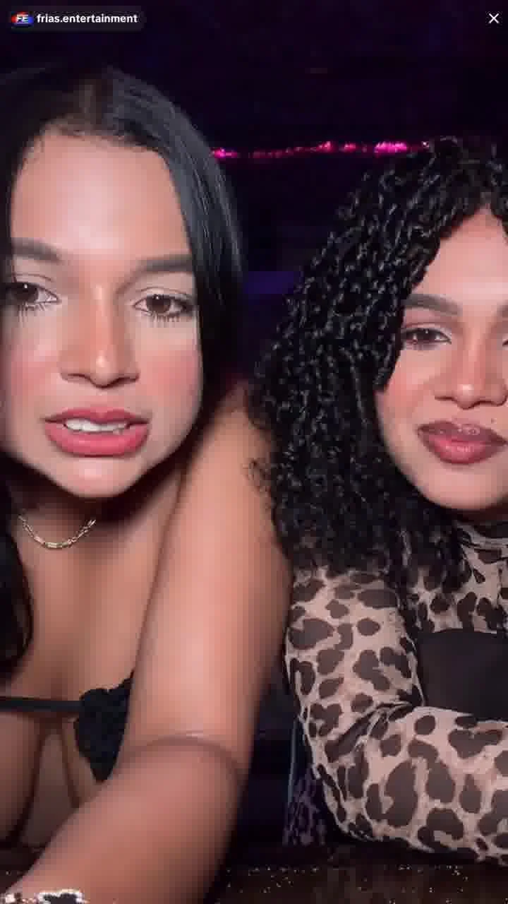 tiktok live post-it note pasties main image