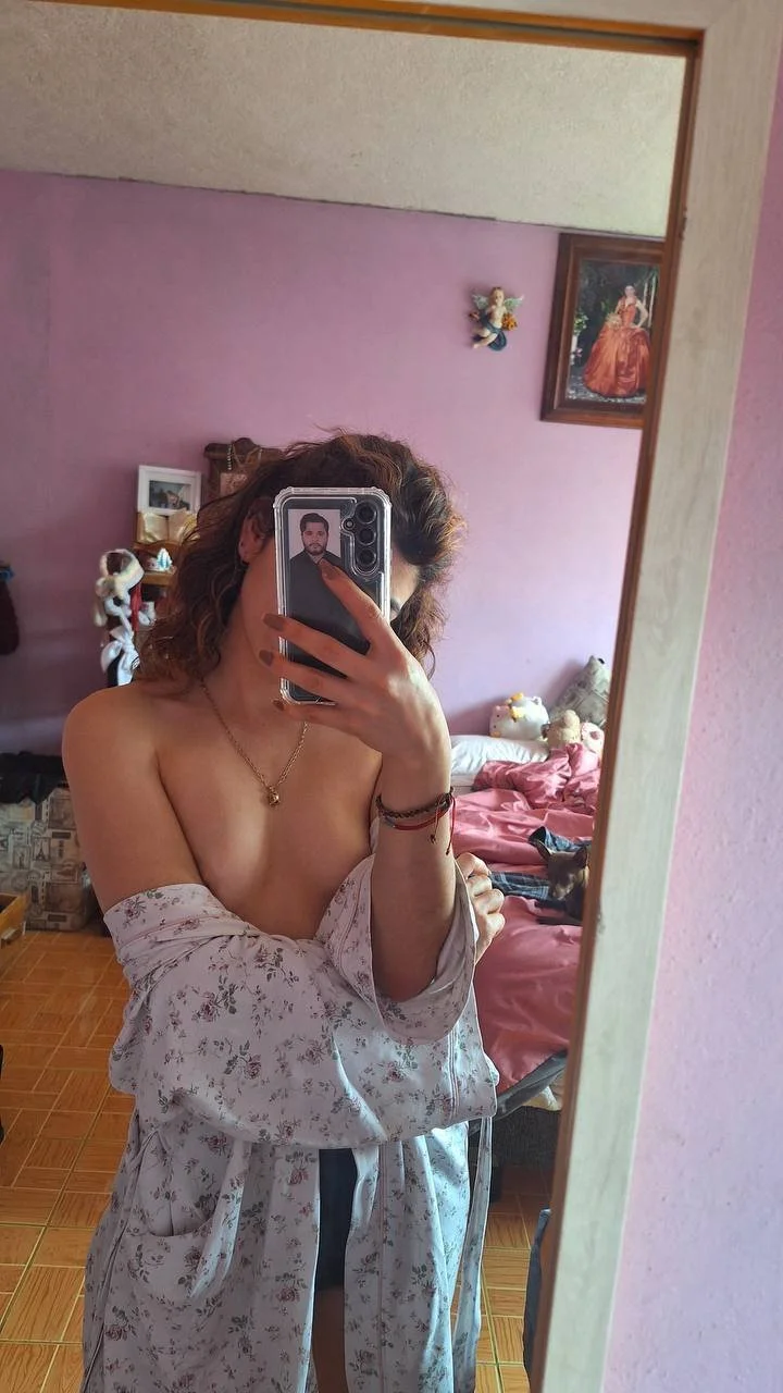 Laura rica puta con culito delicioso image 32