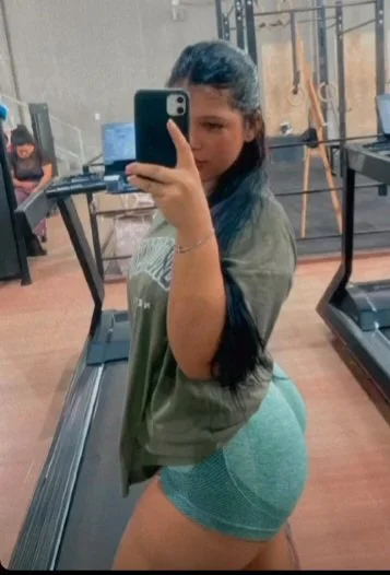 A puta de corno mais gostosa, vagabunda cavala exibida da net image 2