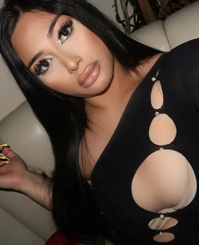 Sexy Latina mami slut showing her fat ass cover image