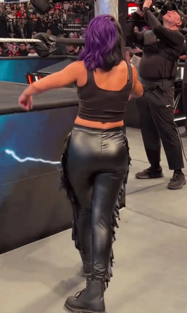 Wwe bayley p4 image 10