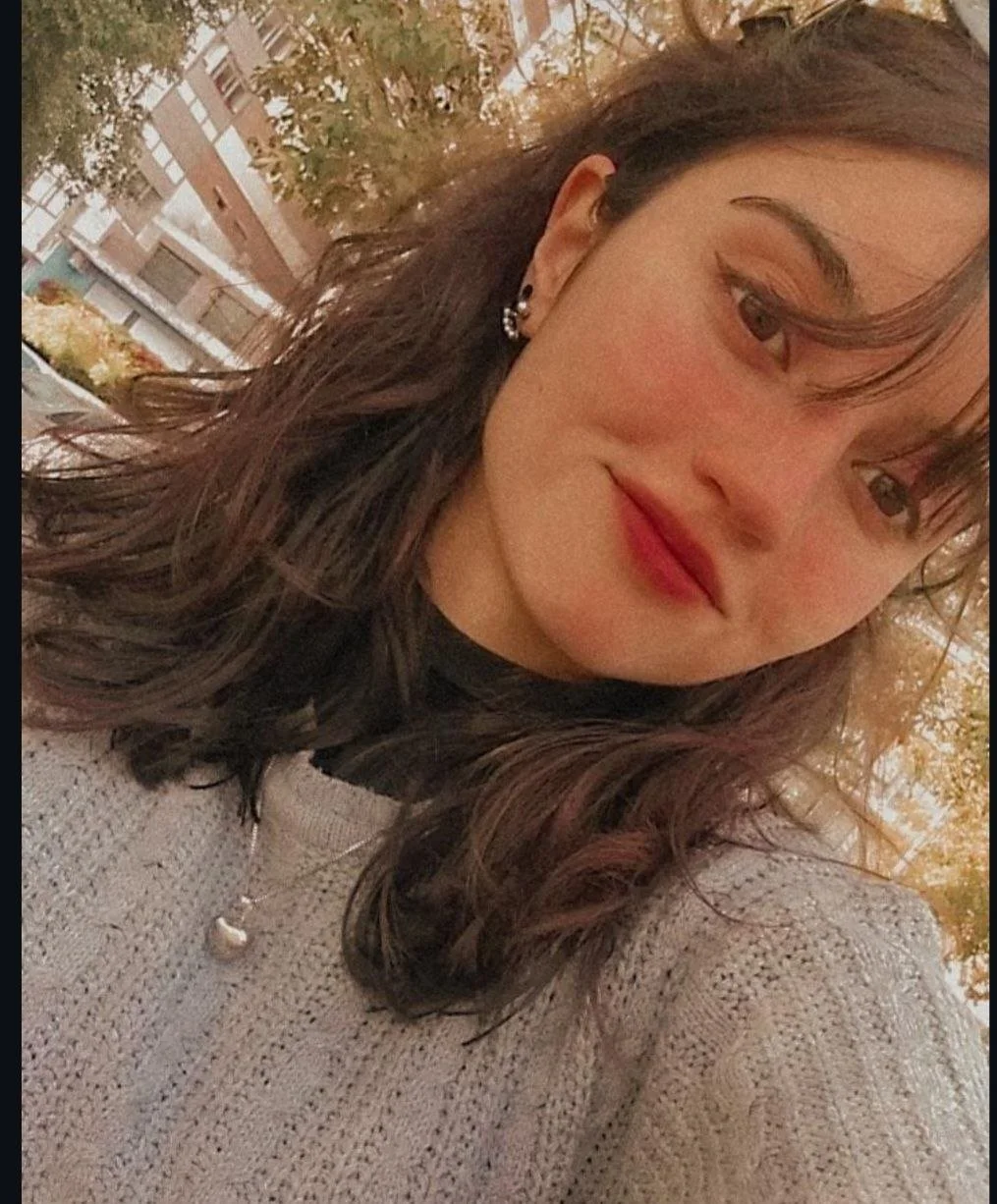 Fiorella puta argentina de 20 años image 5