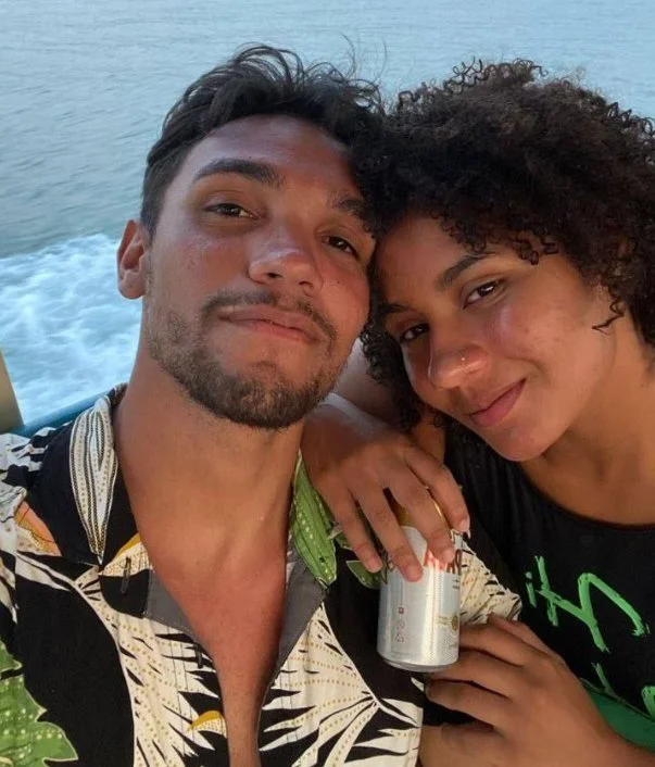 Novinha chifradeira ama ser compartilhada!!! vazou, vazada, vazados, amador, novinha, corno image 2
