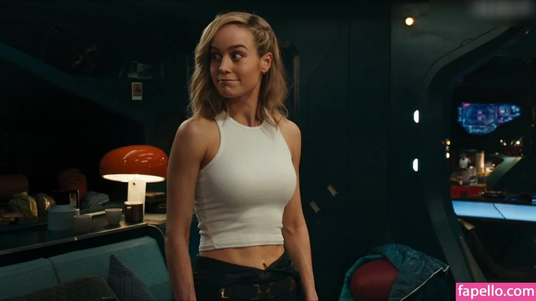 brie larson image 7