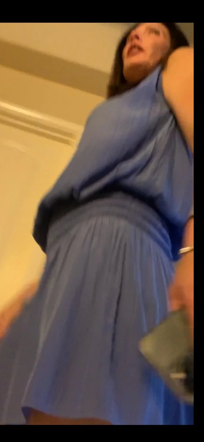 MILF upskirt image 4