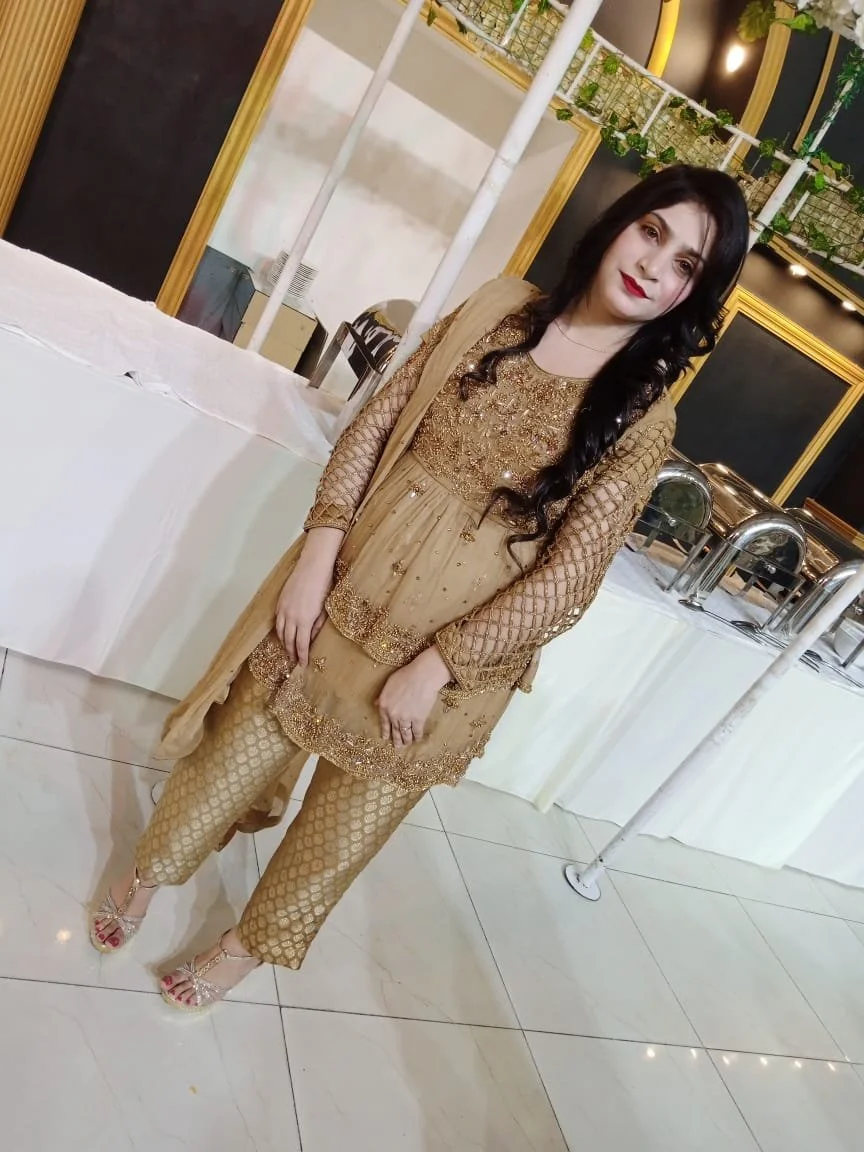 467 - Paki milf image 2