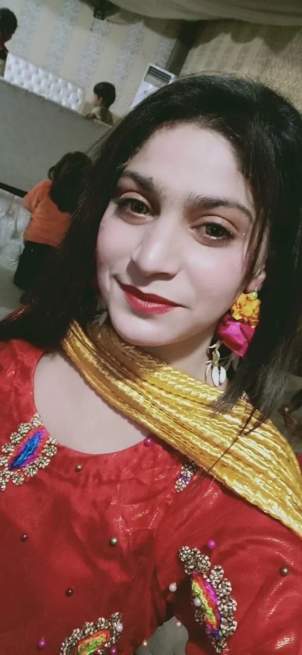 467 - Paki milf image 3
