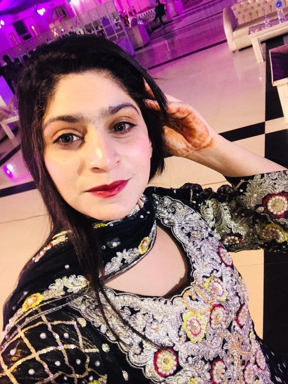 467 - Paki milf image 6