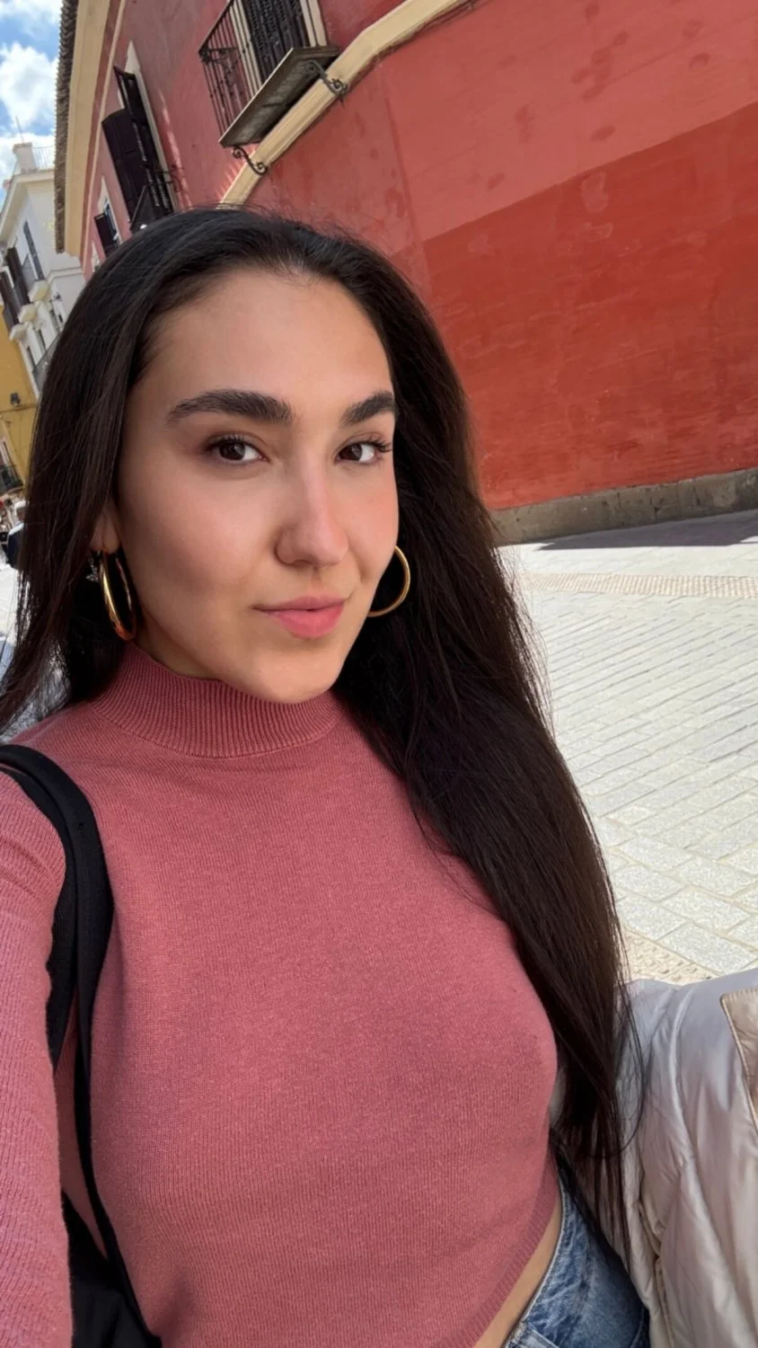 Isa Latina image 6
