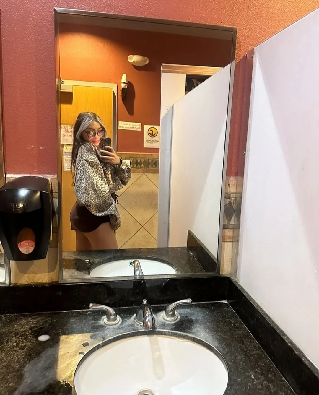 Gorgeous latina image 18