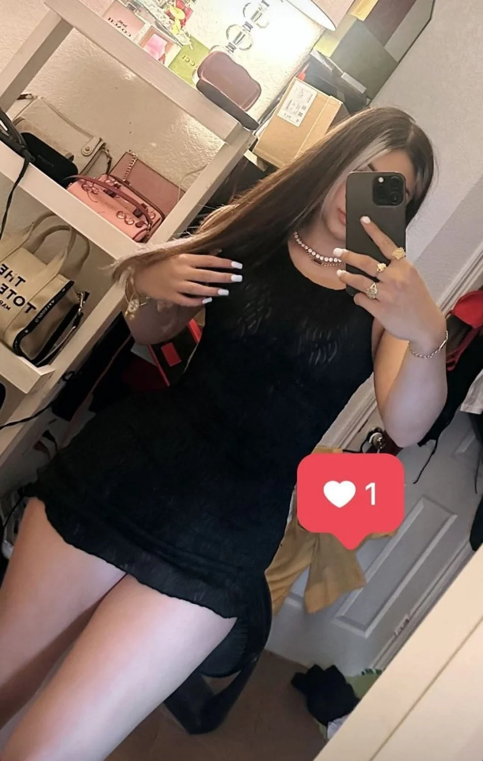 Gorgeous latina image 21