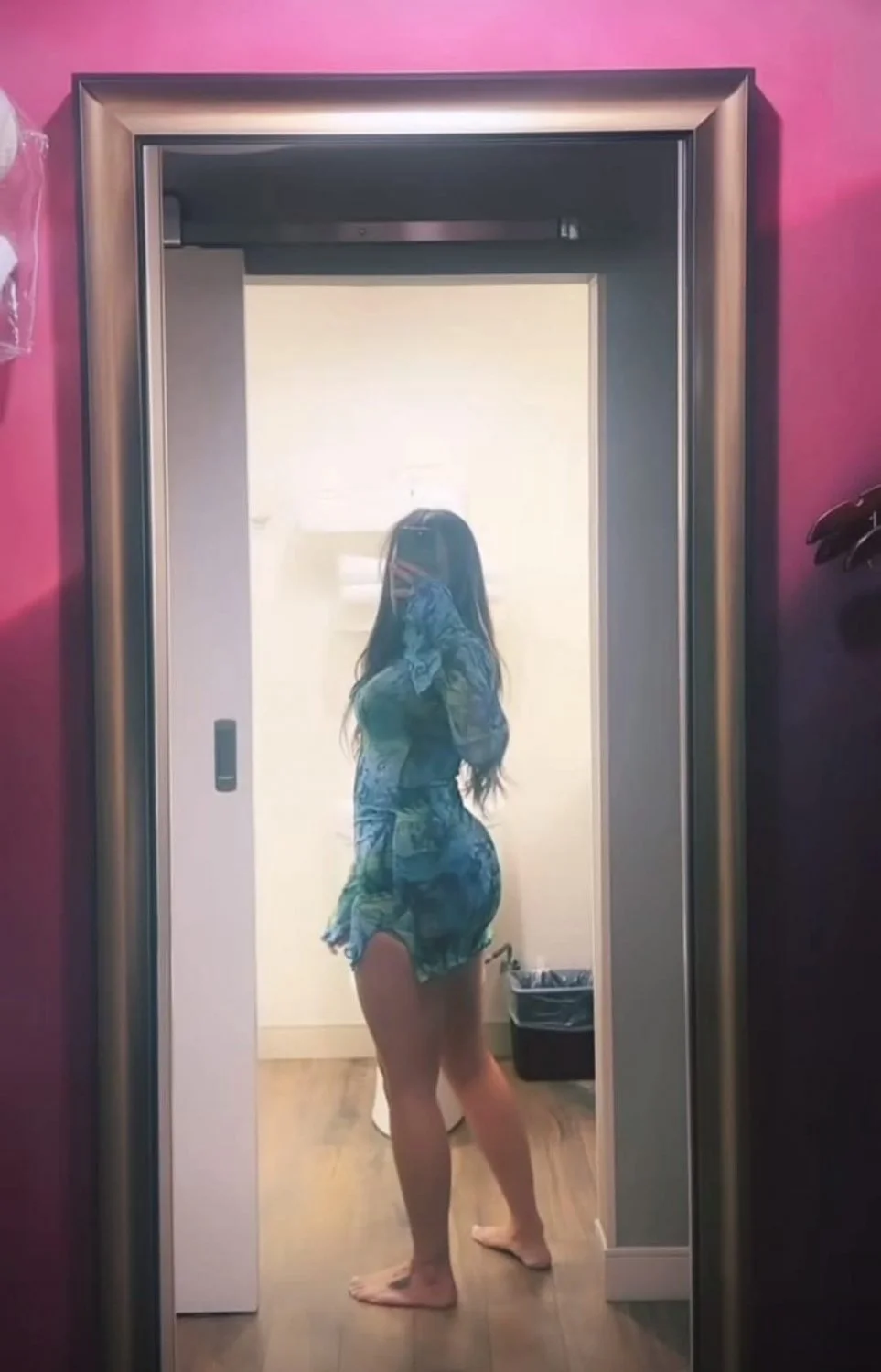 Gorgeous latina image 31