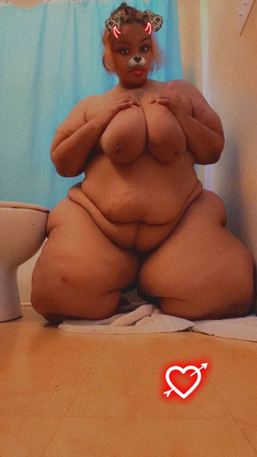 juicy bombshell image 4